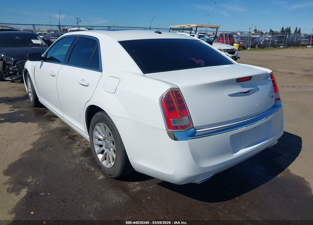 2013 CHRYSLER 300 MOTOWN VIN: 2C3CCAAG2DH707404