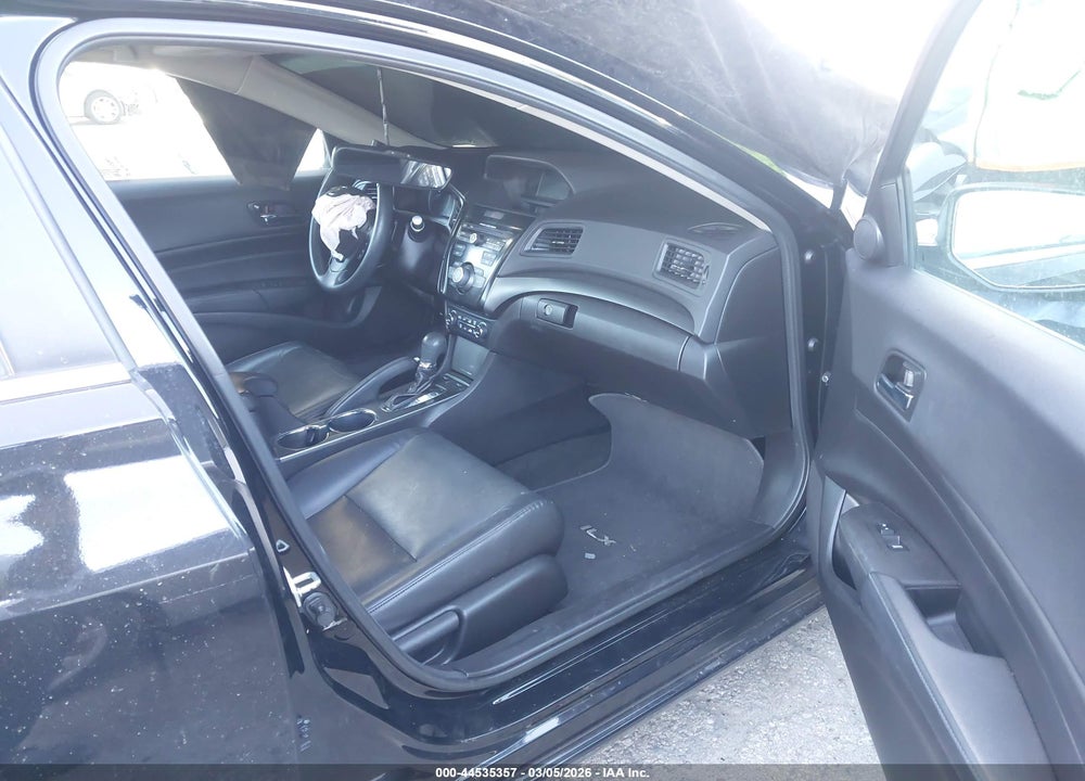 2014 ACURA ILX 2.0L VIN: 19VDE1F55EE005374