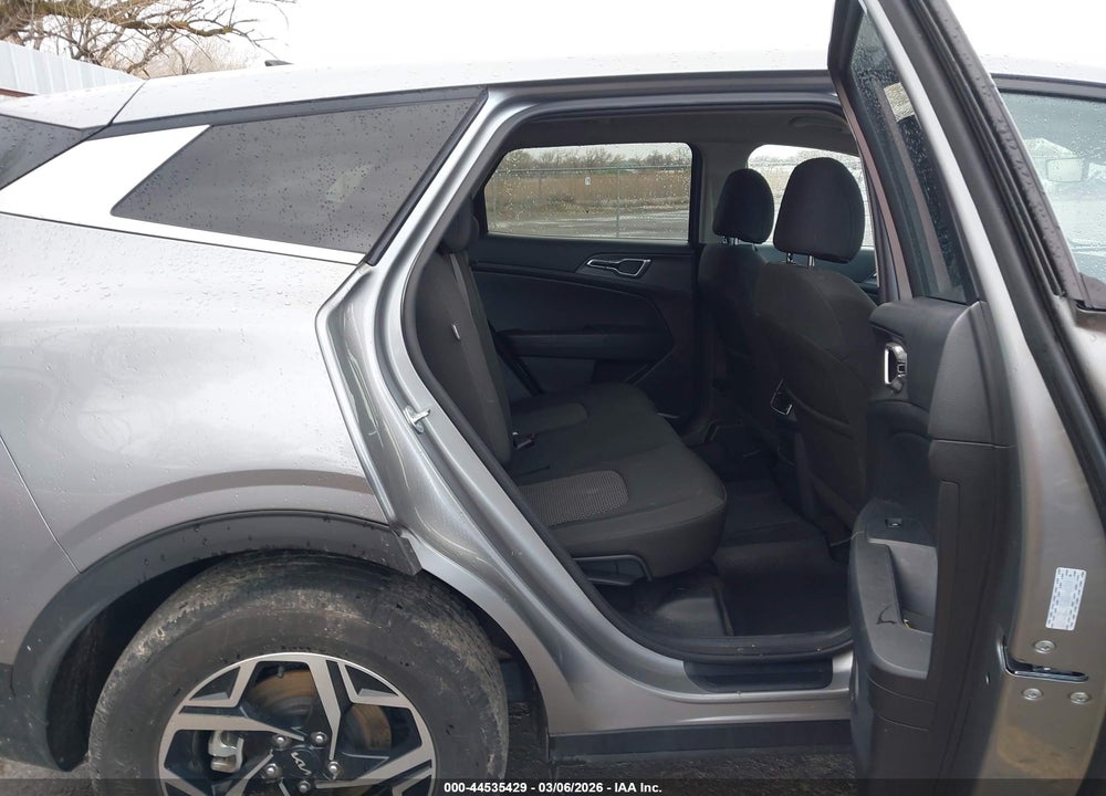 2024 KIA SPORTAGE LX VIN: KNDPU3DF1R7313307