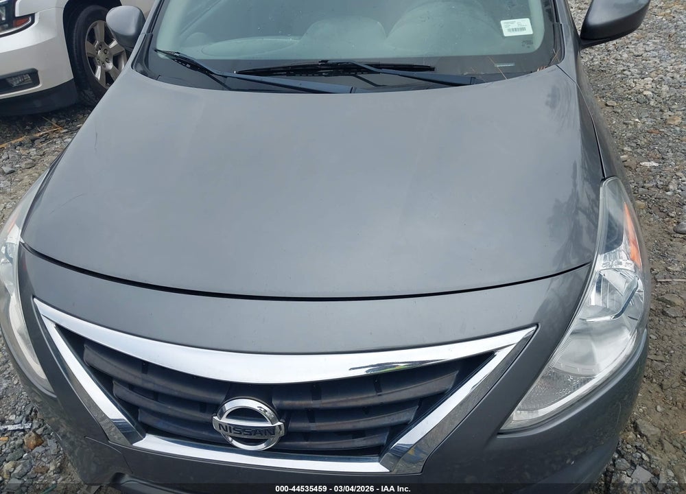 2019 NISSAN VERSA 1.6 SV VIN: 3N1CN7AP7KL842717