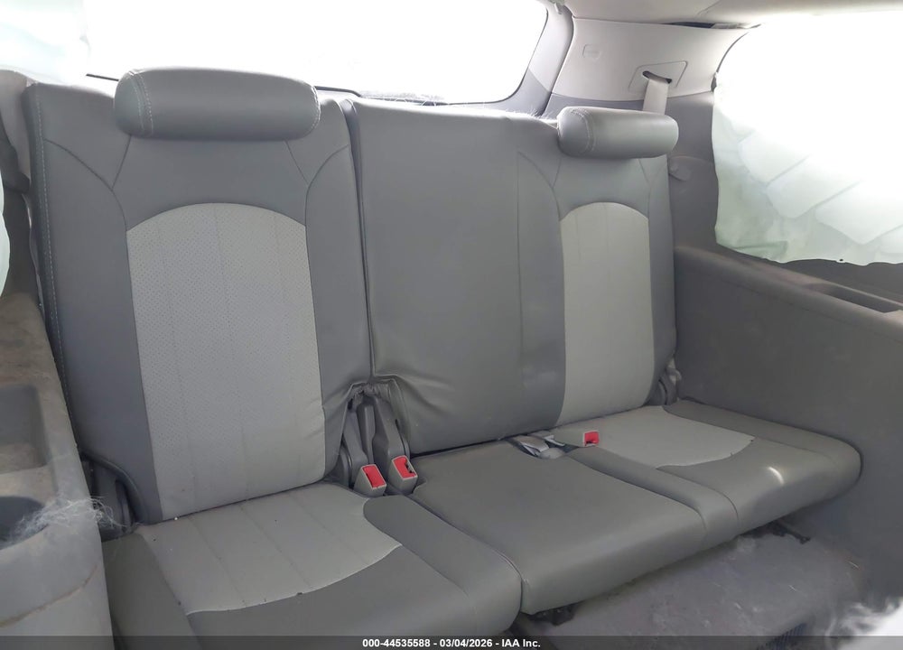 2014 CHEVROLET TRAVERSE LS VIN: 1GNKRFKD2EJ245280