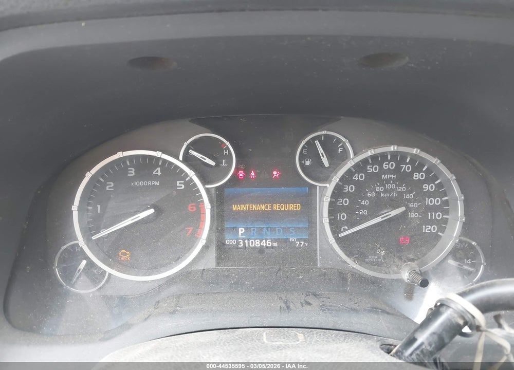 2016 TOYOTA TUNDRA SR5 5.7L V8 VIN: 5TFUW5F10GX527146