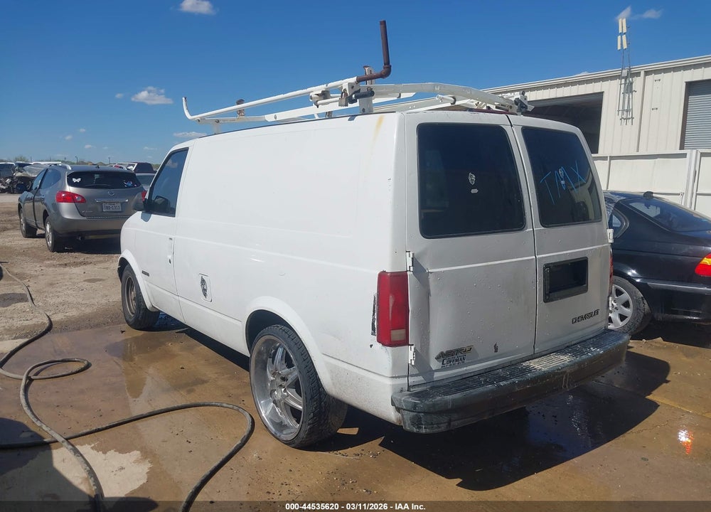 2001 CHEVROLET ASTRO VIN: 1GCDM19W31B126300