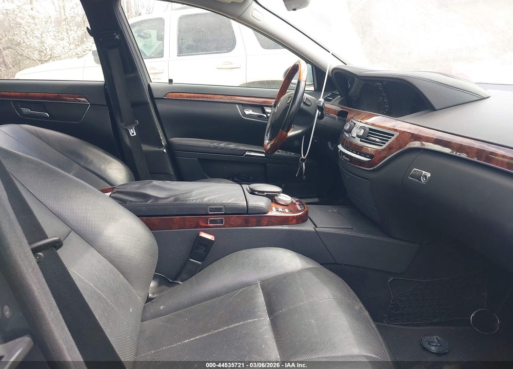 2008 MERCEDES-BENZ S 550 4MATIC VIN: WDDNG86X08A236048