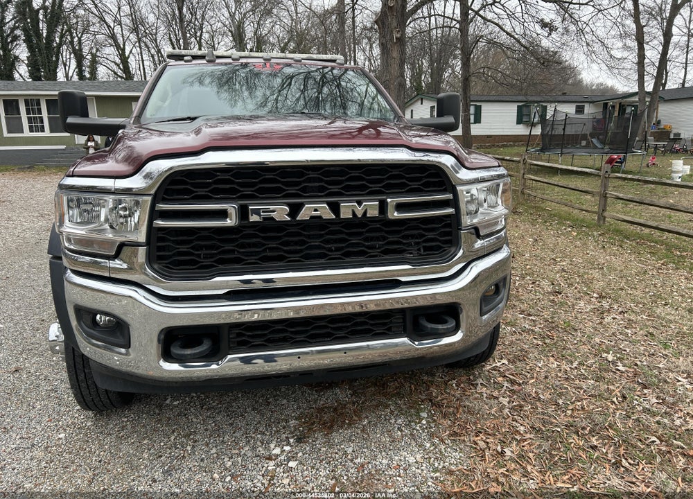 2019 RAM 5500 CHASSIS TRADESMAN/SLT VIN: 3C7WRMDL0KG729483