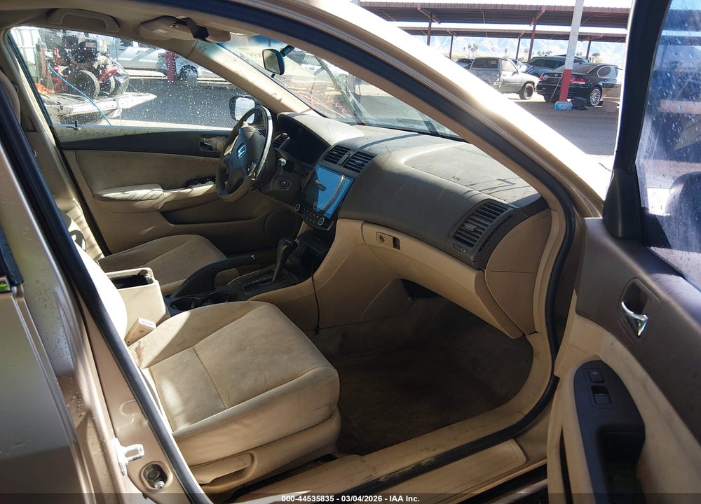 2004 HONDA ACCORD 2.4 LX VIN: 1HGCM56404A044963