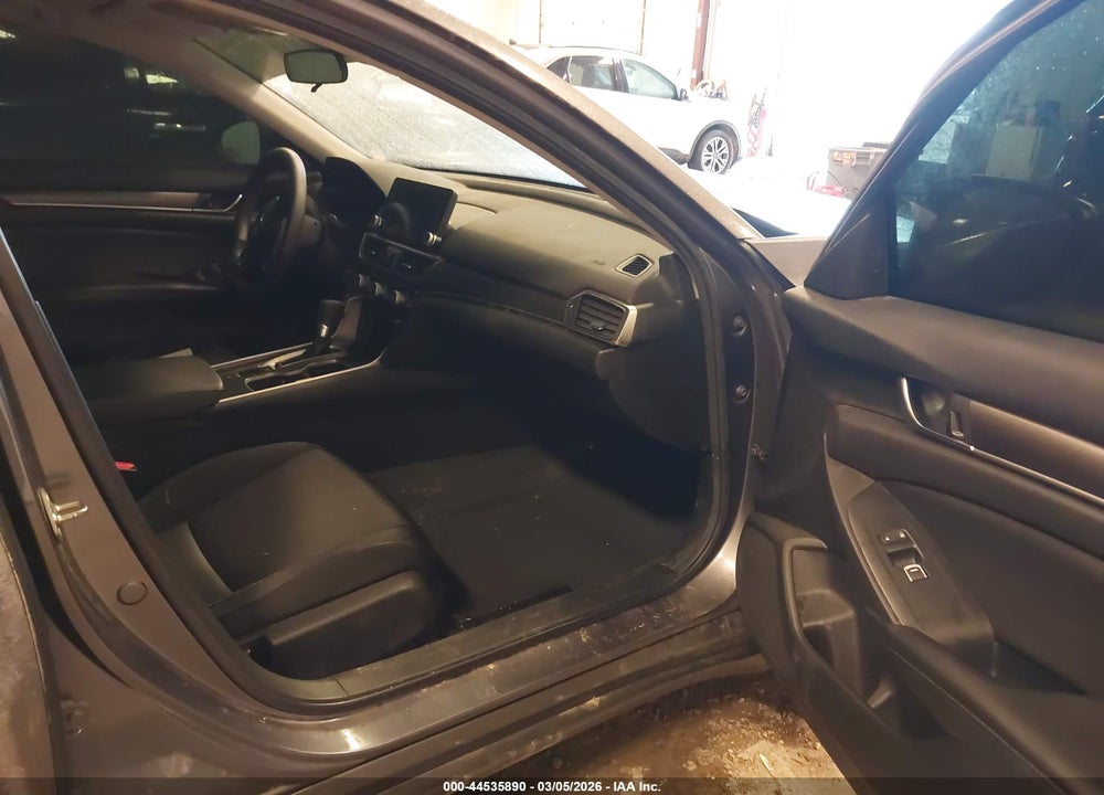 2019 HONDA ACCORD LX VIN: 1HGCV1F1XKA149003