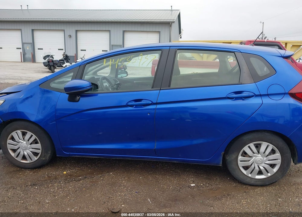 2016 HONDA FIT LX VIN: JHMGK5H55GX005295