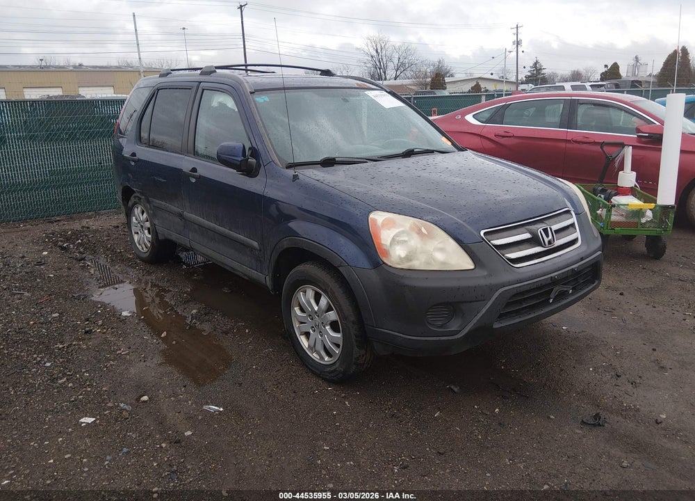 2005 HONDA CR-V EX VIN: SHSRD78805U317504