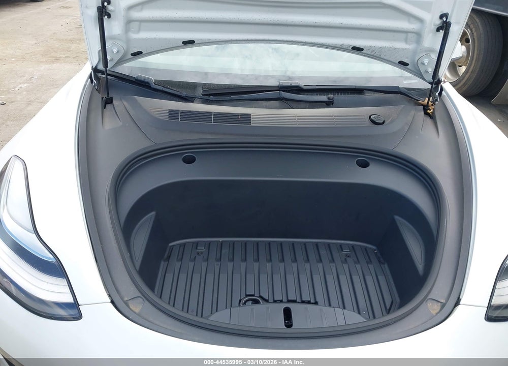 2020 TESLA MODEL 3 STANDARD RANGE PLUS REAR-WHEEL DRIVE/STANDARD RANGE REAR-WHEEL DRIVE VIN: 5YJ3E1EAXLF797076