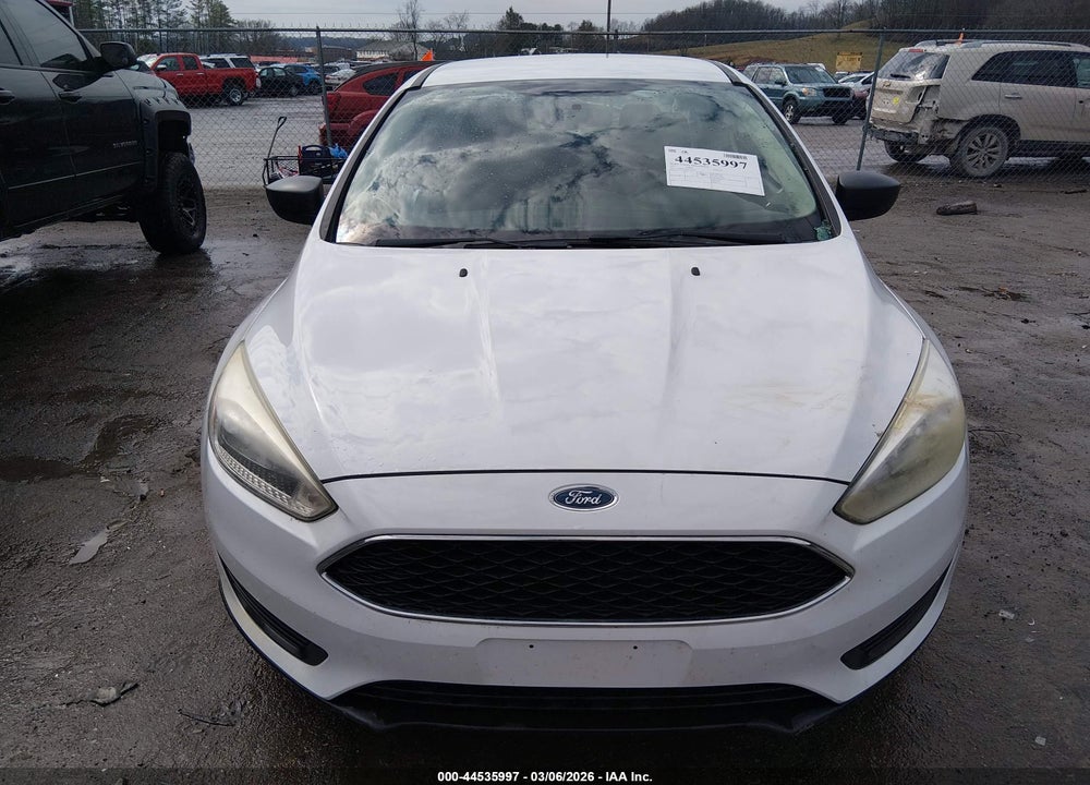 2017 FORD FOCUS S VIN: 1FADP3E24HL252570