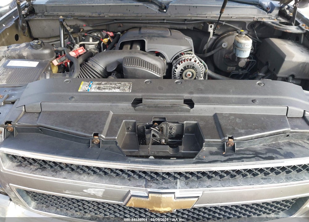 2008 CHEVROLET TAHOE LS VIN: 1GNFK13048J224746