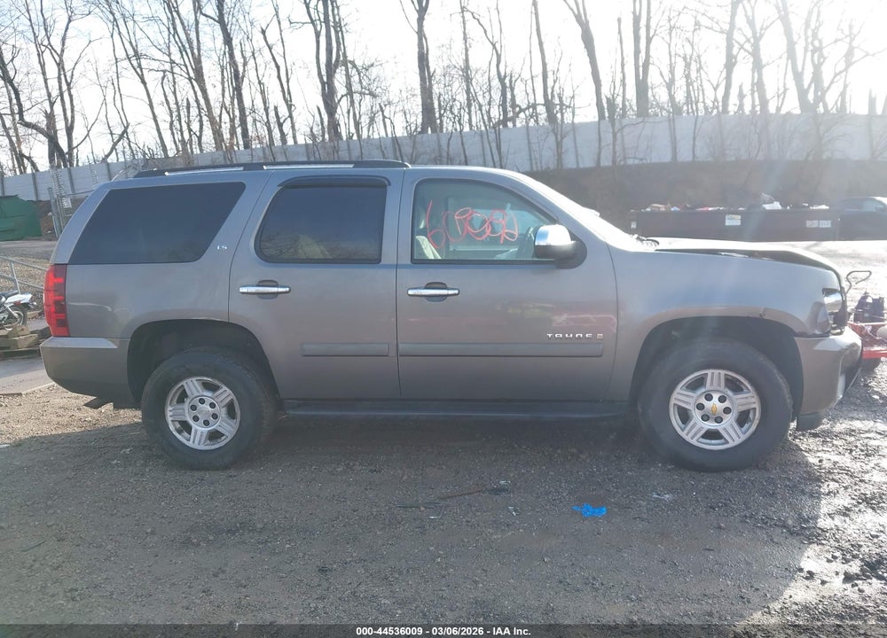 2008 CHEVROLET TAHOE LS VIN: 1GNFK13048J224746