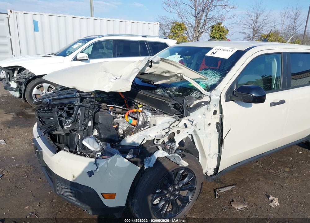 2024 FORD MAVERICK XLT VIN: 3FTTW8H33RRA32091