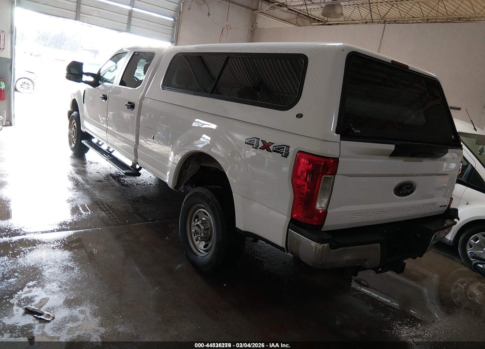 2017 FORD F-250 XL VIN: 1FT7W2B64HEE21115