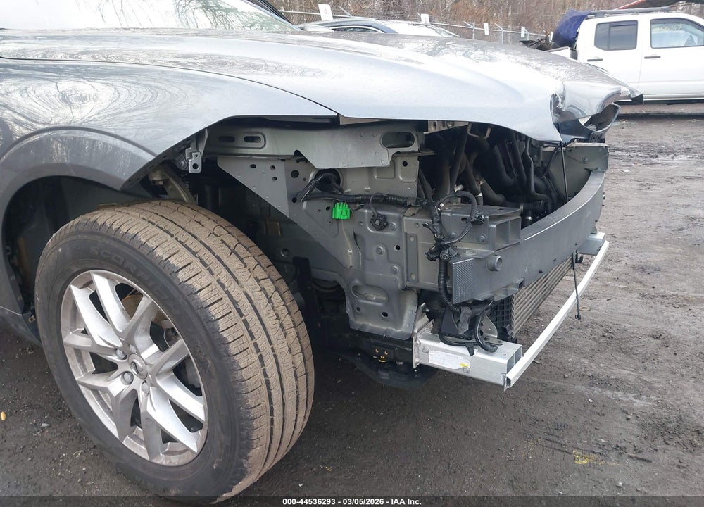 2020 VOLVO XC60 T5 MOMENTUM VIN: YV4102DK6L1553923
