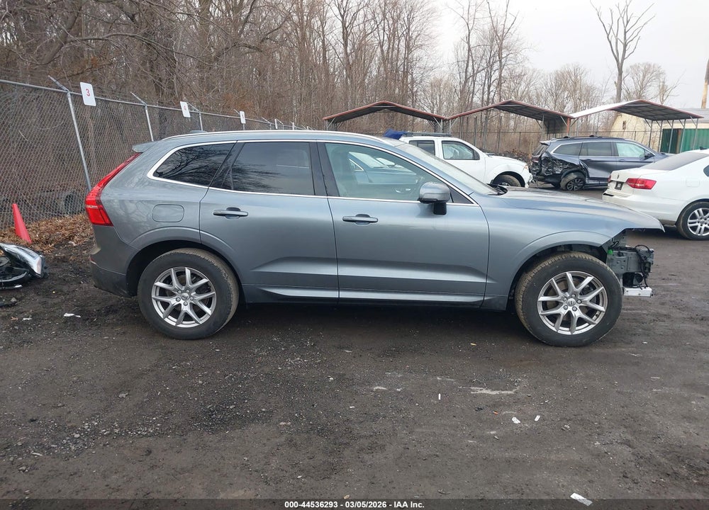 2020 VOLVO XC60 T5 MOMENTUM VIN: YV4102DK6L1553923