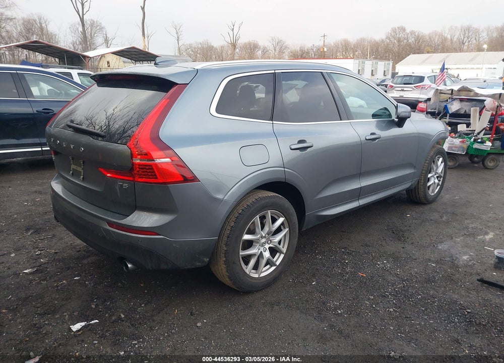 2020 VOLVO XC60 T5 MOMENTUM VIN: YV4102DK6L1553923