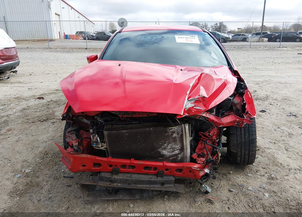 2016 FORD FOCUS VIN: 1FADP3L9XGL207423