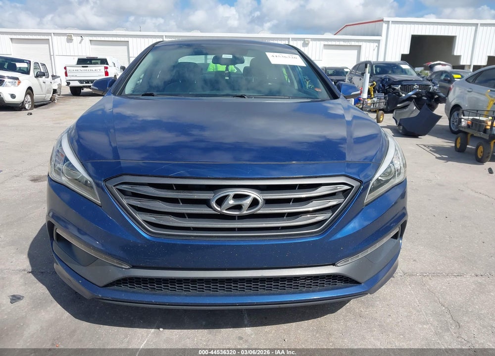 2015 HYUNDAI SONATA SPORT VIN: 5NPE34AF7FH058951