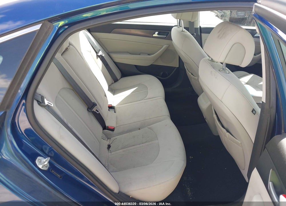 2015 HYUNDAI SONATA SPORT VIN: 5NPE34AF7FH058951