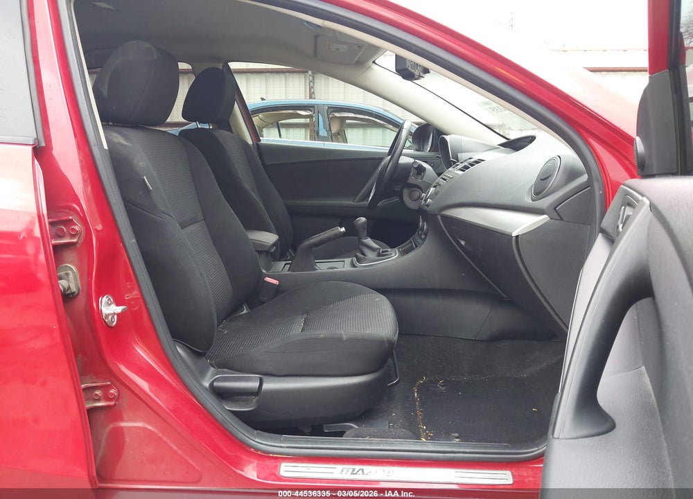 2013 MAZDA 3 I TOURING VIN: JM1BL1L7XD1840527