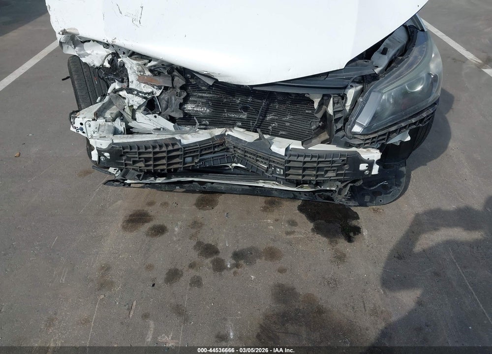 2015 HONDA ACCORD EX-L VIN: 1HGCR2F82FA151597