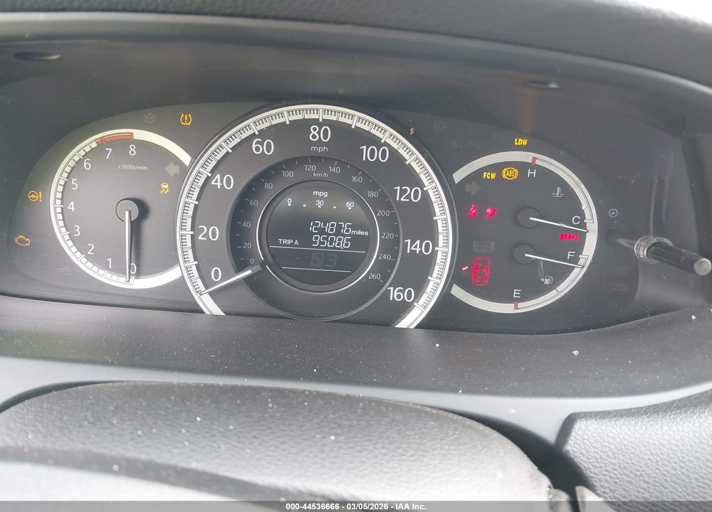 2015 HONDA ACCORD EX-L VIN: 1HGCR2F82FA151597