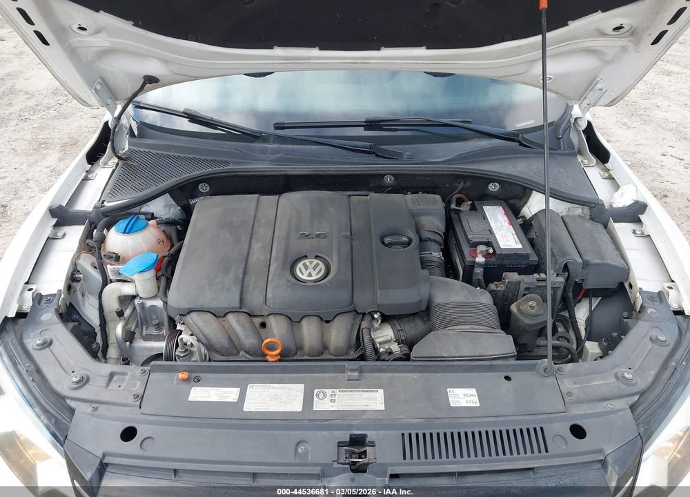 2013 VOLKSWAGEN PASSAT 2.5L SE VIN: 1VWBH7A32DC020125