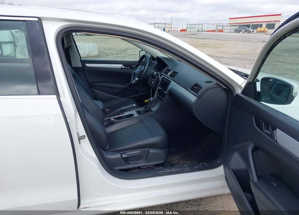 2013 VOLKSWAGEN PASSAT 2.5L SE VIN: 1VWBH7A32DC020125