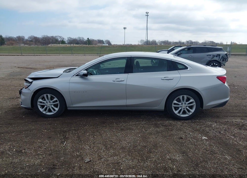 2018 CHEVROLET MALIBU LT VIN: 1G1ZD5ST8JF217769