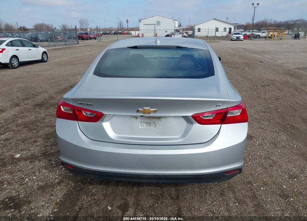 2018 CHEVROLET MALIBU LT VIN: 1G1ZD5ST8JF217769