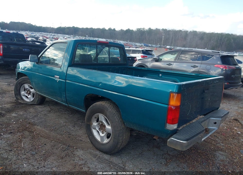 1996 NISSAN TRUCK XE VIN: 1N6SD11S1TC323721