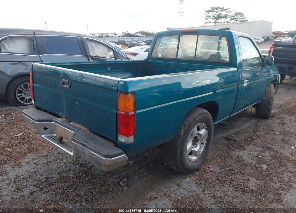 1996 NISSAN TRUCK XE VIN: 1N6SD11S1TC323721