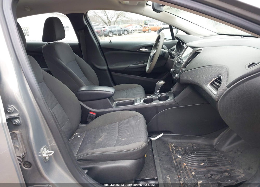 2018 CHEVROLET CRUZE LT AUTO VIN: 1G1BE5SM2J7246525