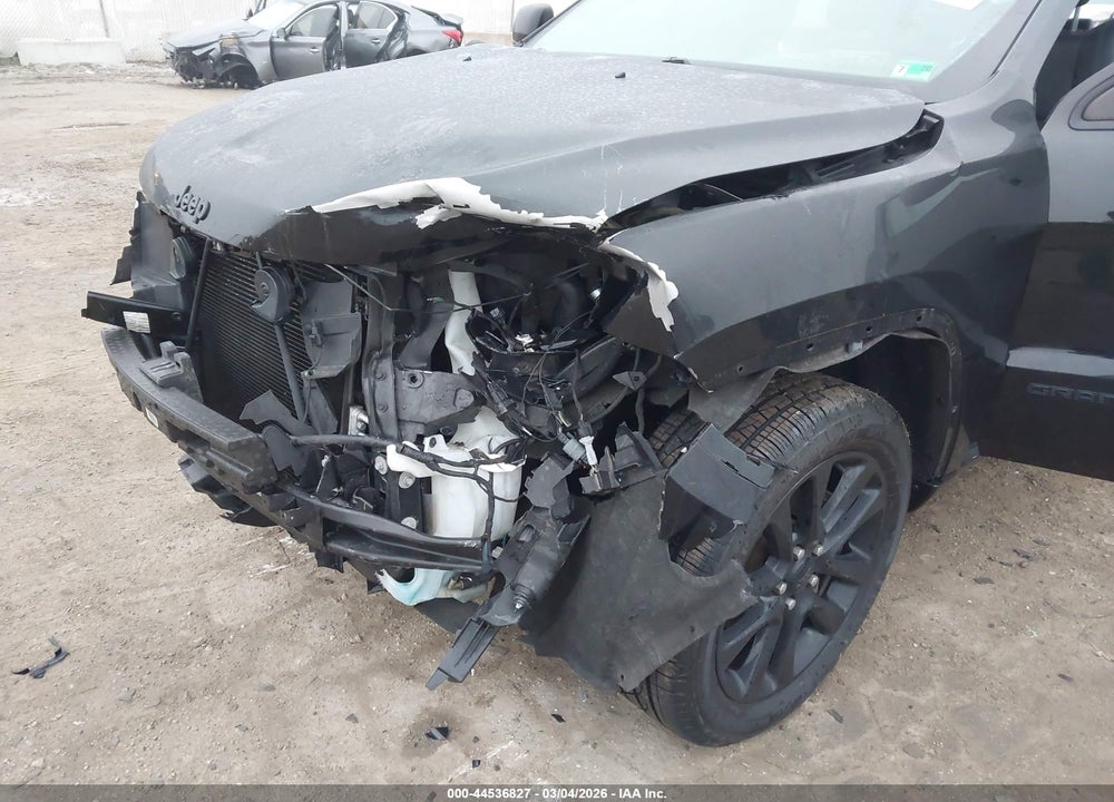 2019 JEEP GRAND CHEROKEE ALTITUDE 4X4 VIN: 1C4RJFAG2KC627738