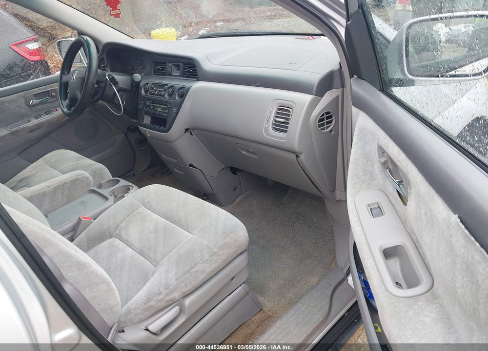 2004 HONDA ODYSSEY EX VIN: 5FNRL186X4B055916