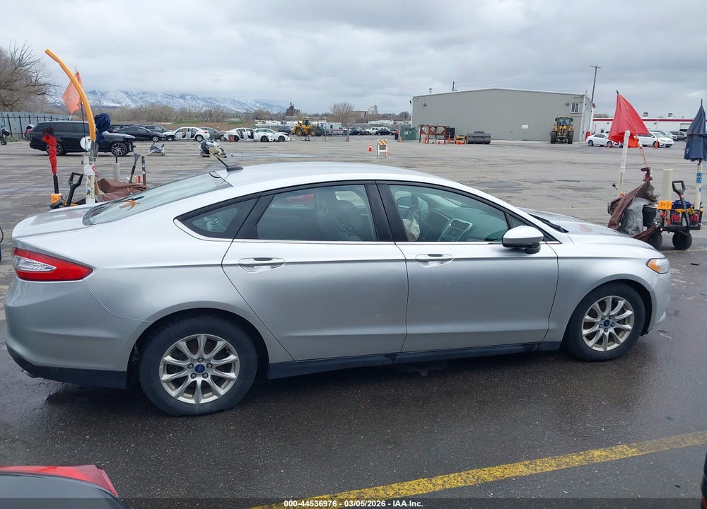 2015 FORD FUSION S VIN: 3FA6P0G7XFR163164