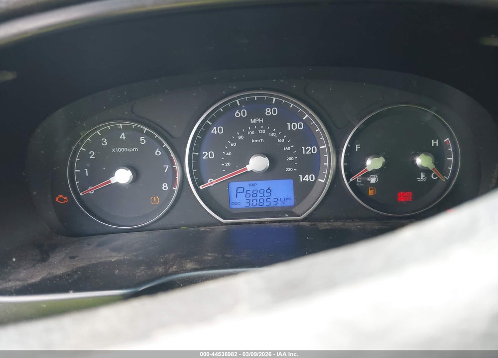 2010 HYUNDAI SANTA FE GLS VIN: 5NMSG3AB9AH382164