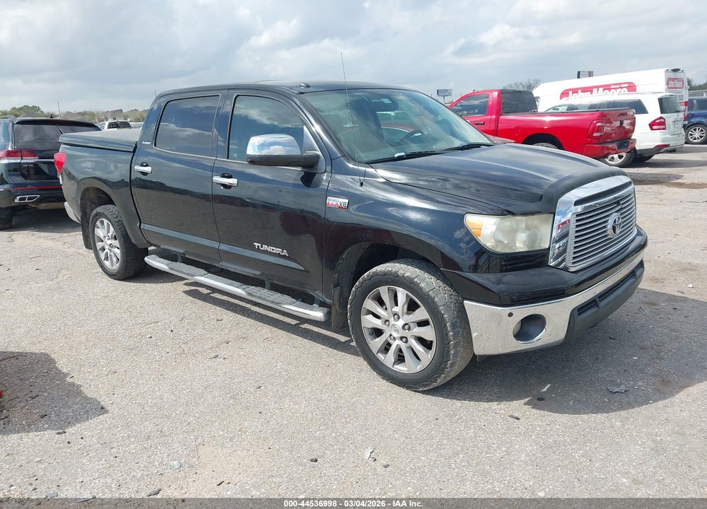 2013 TOYOTA TUNDRA PLATINUM 5.7L V8 VIN: 5TFFY5F18DX137247