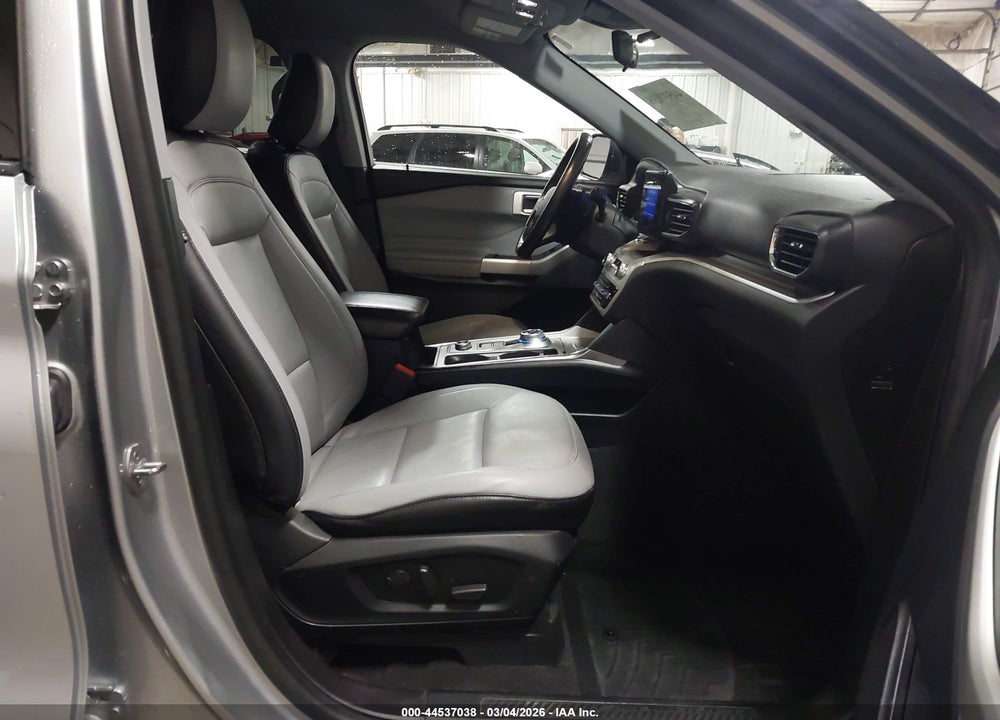 2021 FORD EXPLORER XLT VIN: 1FMSK8DH6MGA38357