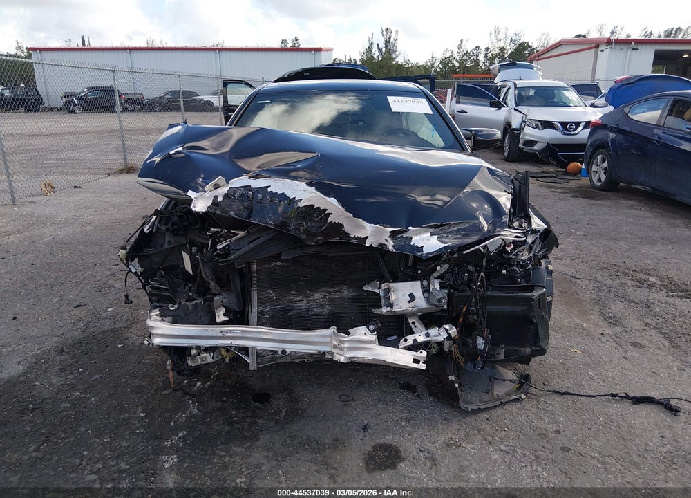 2019 BMW 540I VIN: WBAJE5C58KWW18142