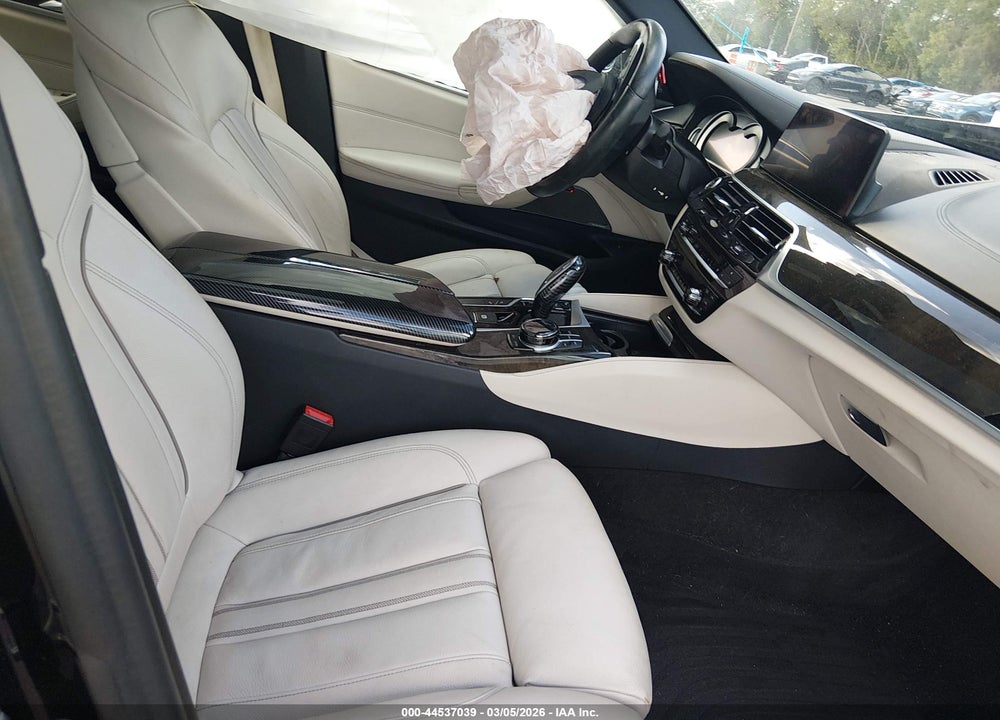 2019 BMW 540I VIN: WBAJE5C58KWW18142