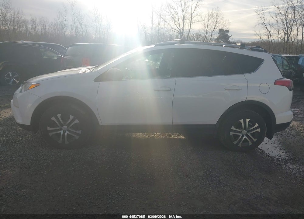 2016 TOYOTA RAV4 LE VIN: 2T3BFREV1GW410540