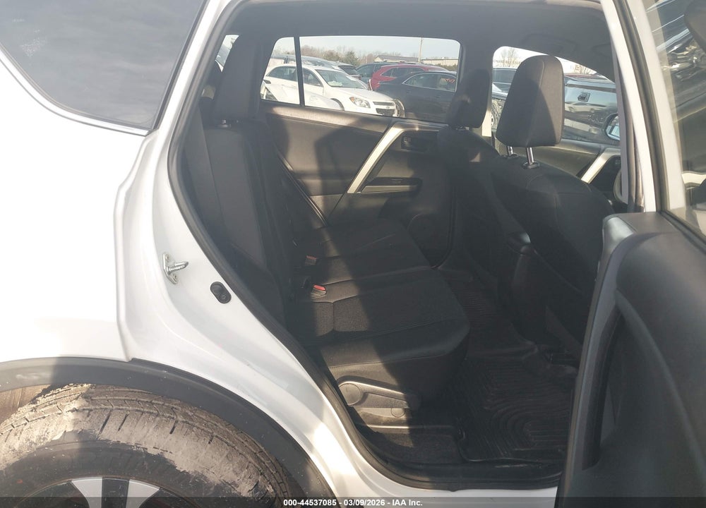 2016 TOYOTA RAV4 LE VIN: 2T3BFREV1GW410540