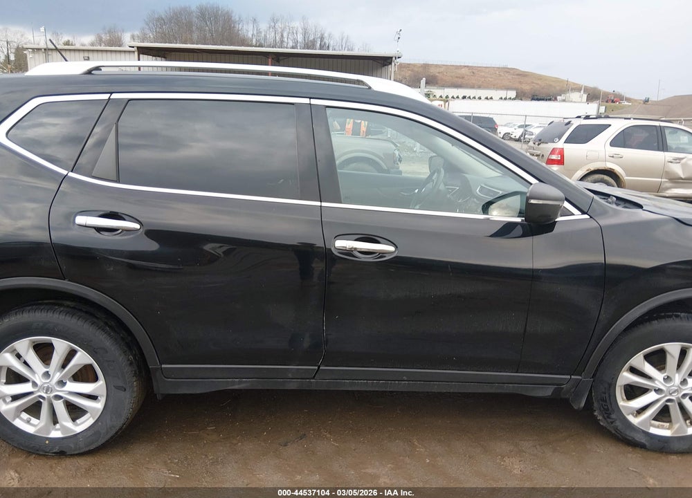 2014 NISSAN ROGUE SV VIN: 5N1AT2MV5EC812375