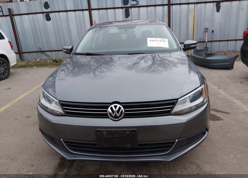 2014 VOLKSWAGEN JETTA 1.8T SE VIN: 3VWD07AJ6EM266447