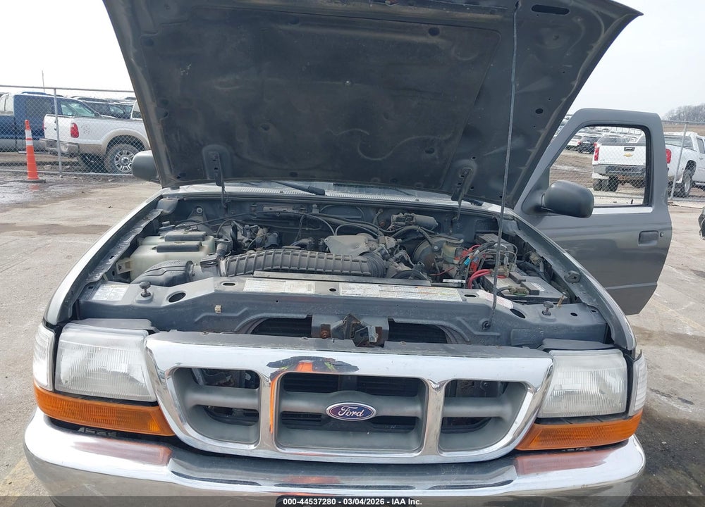 2000 FORD RANGER XLT VIN: 1FTZR15X3YPA56056