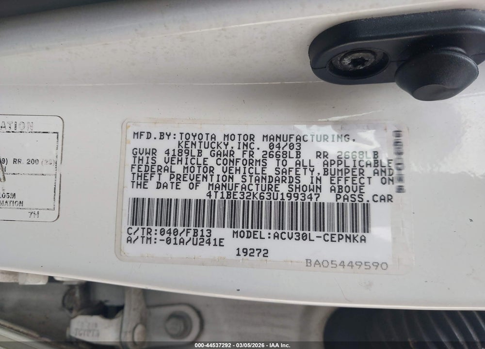 2003 TOYOTA CAMRY LE VIN: 4T1BE32K63U199347