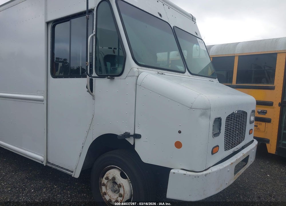 2013 FREIGHTLINER CHASSIS M LINE WALK-IN VAN VIN: 4UZAC3DV9DCFF6809